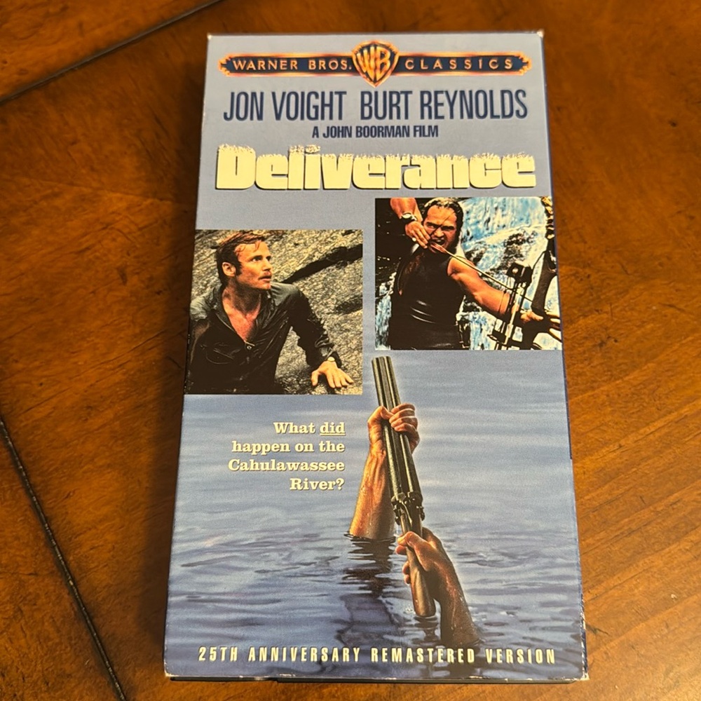2/$5 Deliverance VHS Burt Reynolds/John Voight Movie